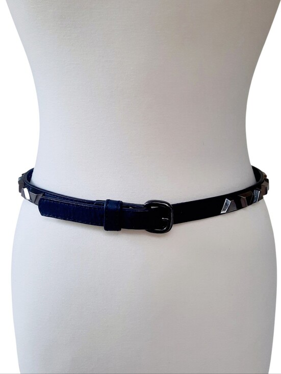 Studded Black Leather Skinny Belt w/Gunmetal Buckle & Pyramid Studs Sz M main image 8